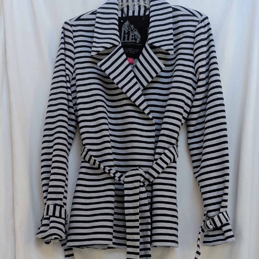 G.E.T. navy and gray striped short coat